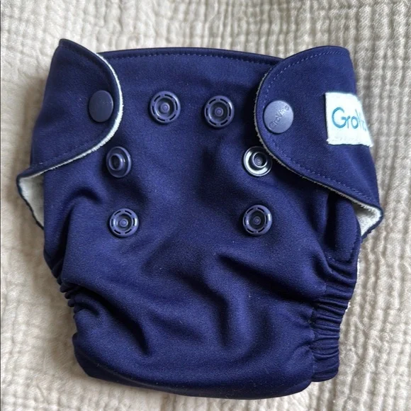 Grovia AIO Newborn Cloth Diapers (6) - Picture 5 of 14